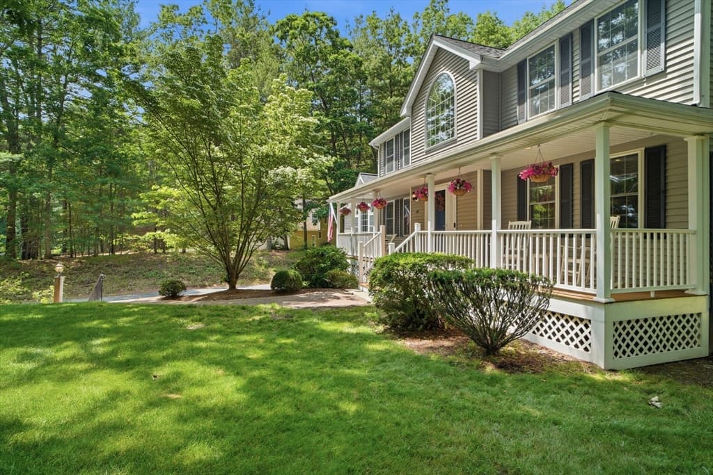 20 Emerald St, Tyngsborough MA 01879 photo 14