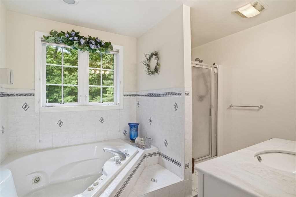 20 Emerald St, Tyngsborough MA 01879 photo 31
