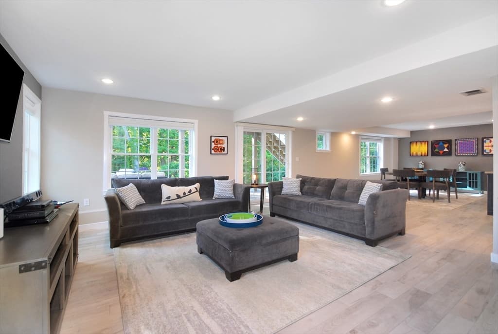 Condominium at 25 Black Horse Pl # 25, Concord MA 01742, Concord, photo 12 of 36