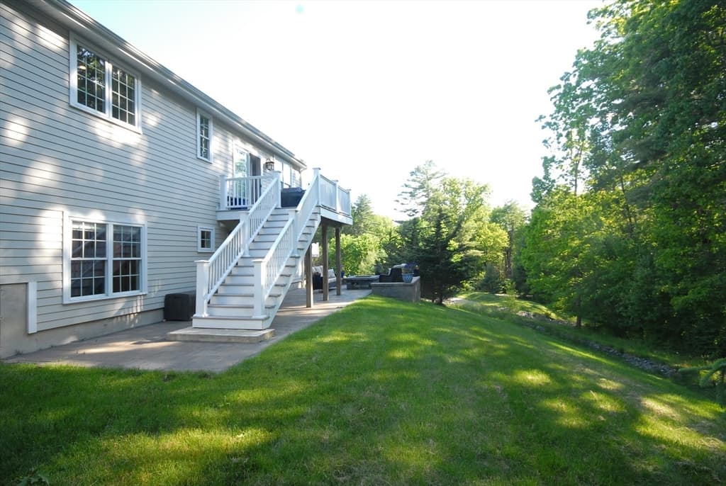 Condominium at 25 Black Horse Pl # 25, Concord MA 01742, Concord, photo 34 of 36