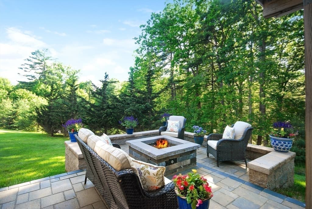 Condominium at 25 Black Horse Pl # 25, Concord MA 01742, Concord, photo 19 of 36