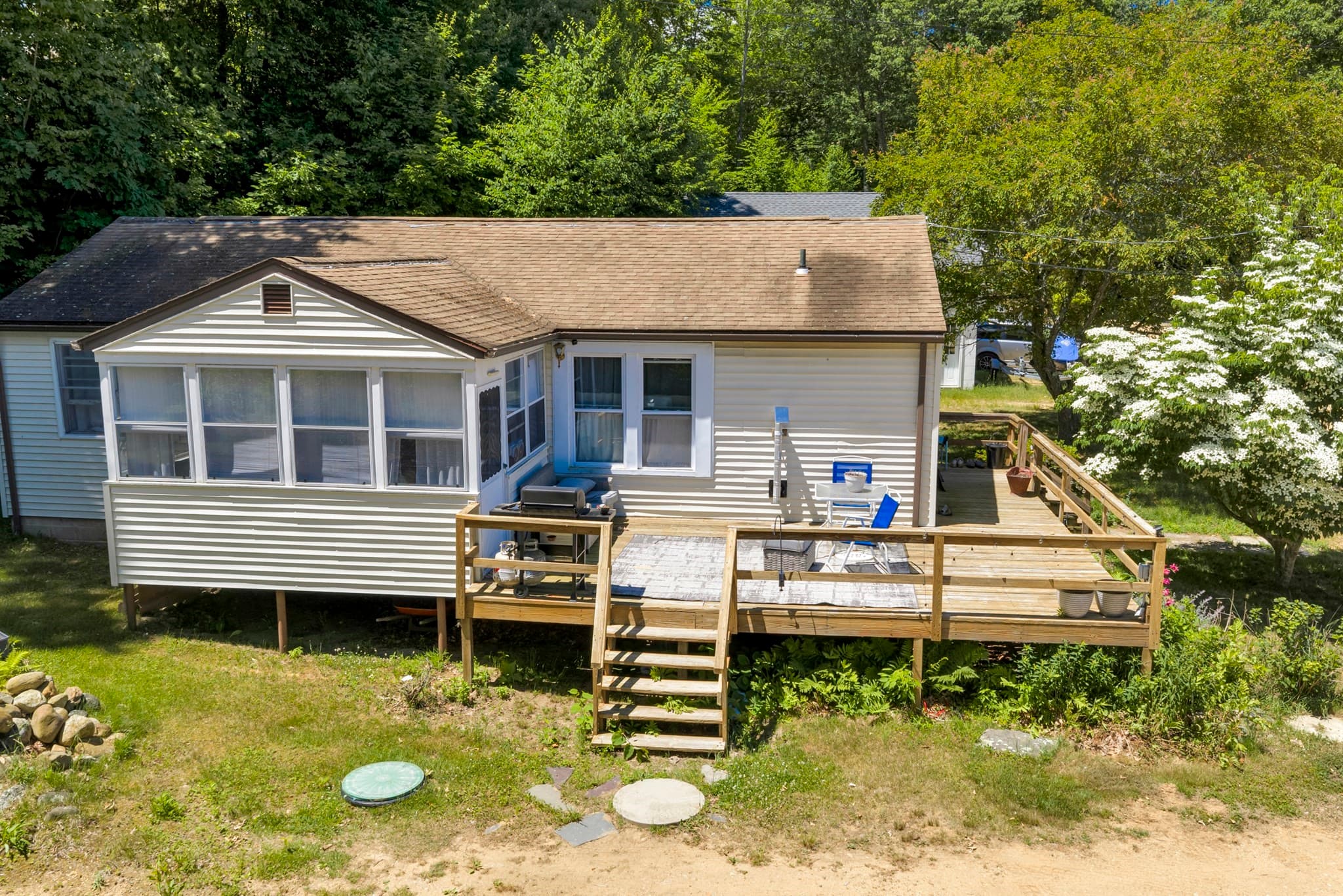 Single Family Residence at 6 Roberts Park Rd, Holland MA 01521, Holland, photo 2 of 17