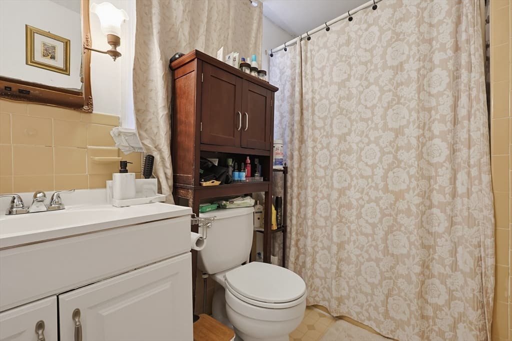 9 Elm St, Melrose MA 02176 photo 8