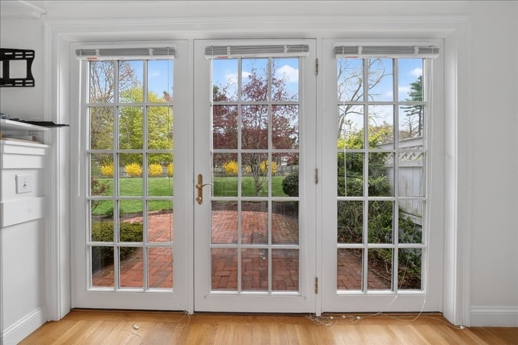 14 Whiting Ln, Hingham MA 02043 photo 13