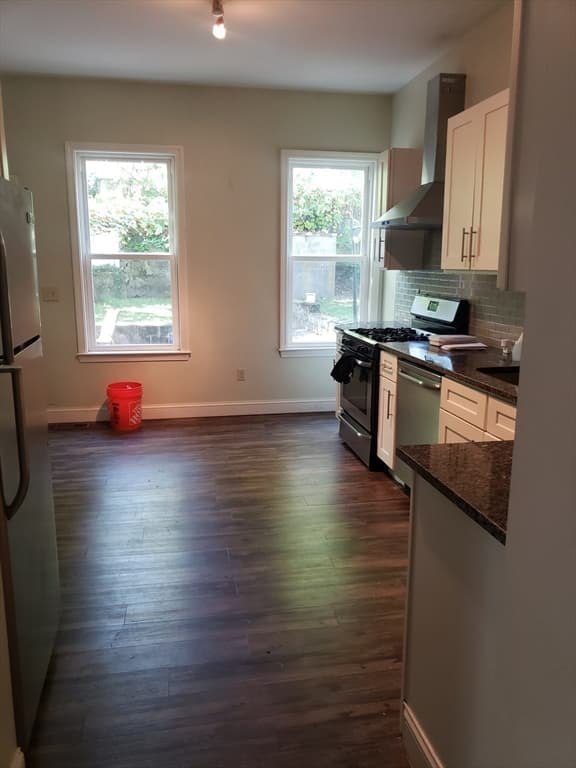 422 Mcgrath Highway, Somerville MA 02143 photo 24