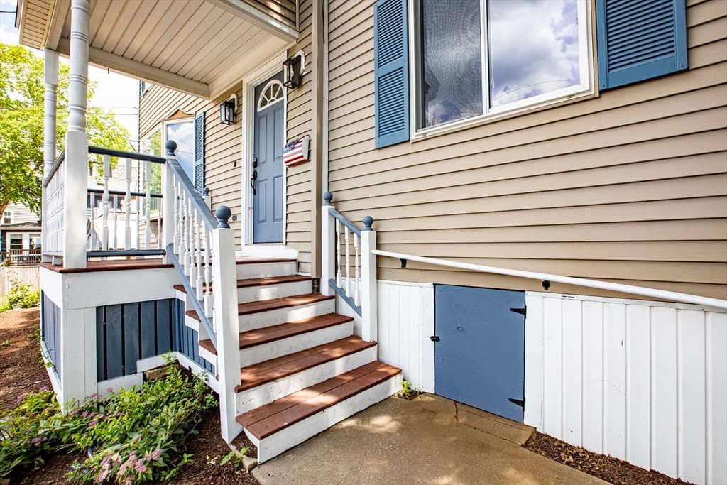 Single Family Residence at 39 Lawley Street, Boston MA 02122, Boston, photo 3 of 31