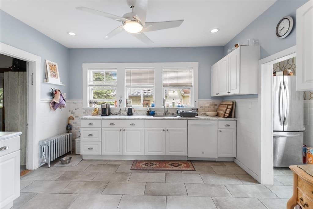 7 Yale St, Medford MA 02155 photo 6