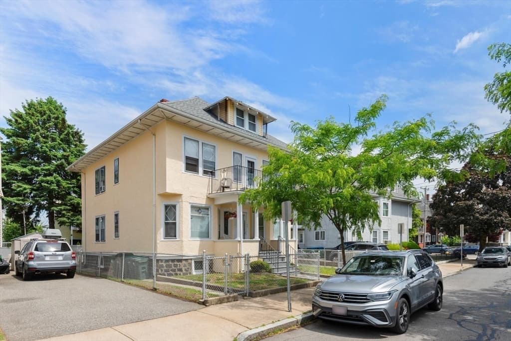 7 Yale St, Medford MA 02155 photo 33