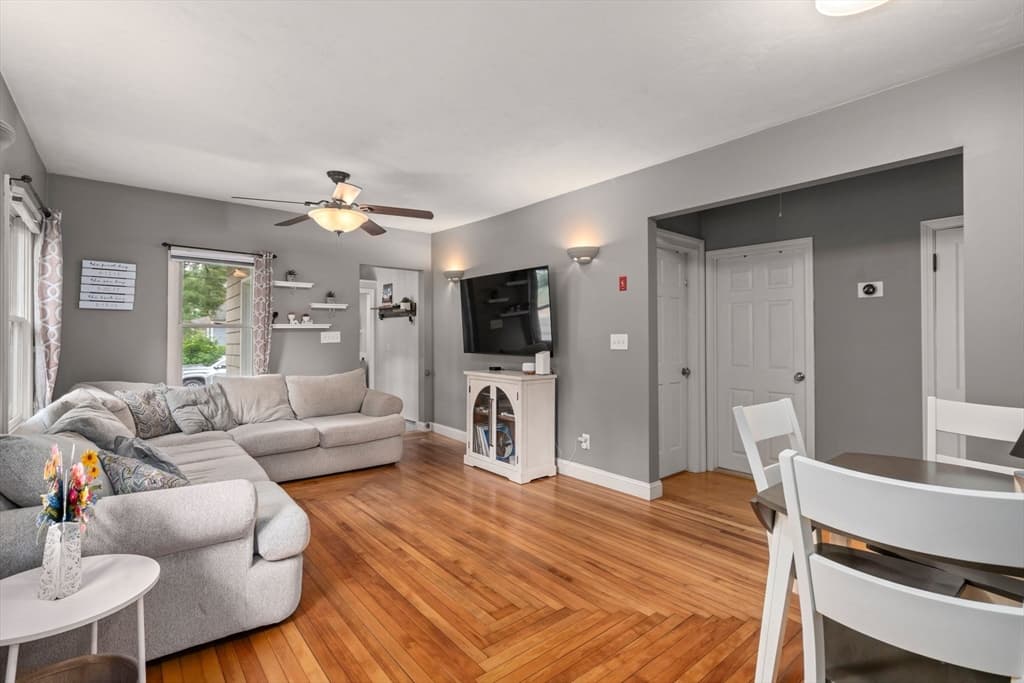 Single Family Residence at 64 Parker Rd, Lancaster MA 01523, Lancaster, photo 2 of 28