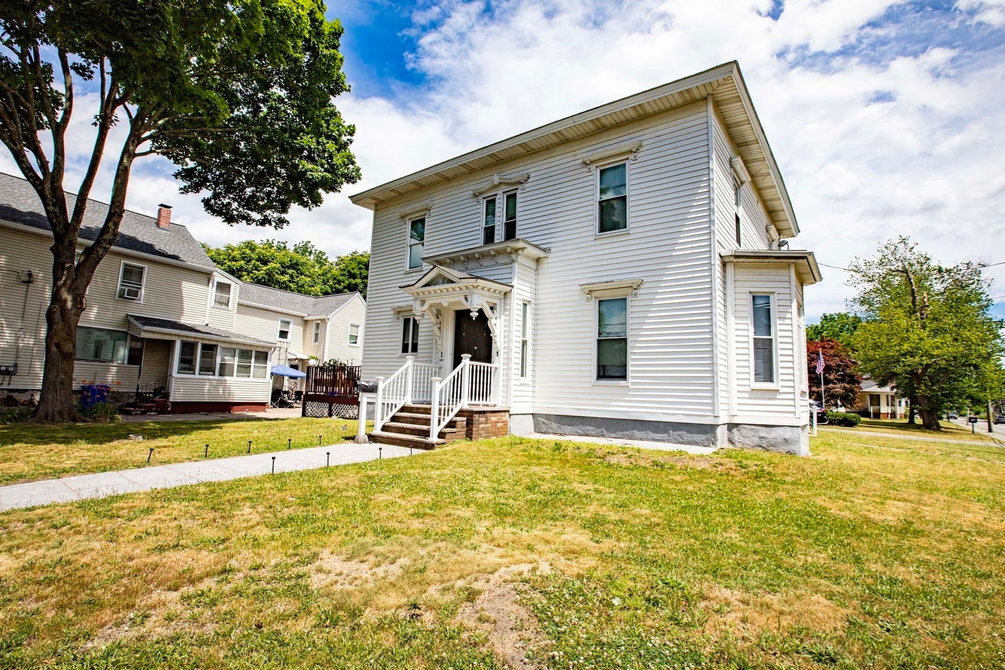 3 Family at 1 Spring St, Taunton MA 02780, Taunton, photo 2 of 21