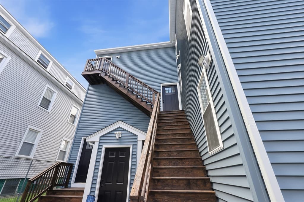 489 Spring, Fall River MA 02721 photo 23