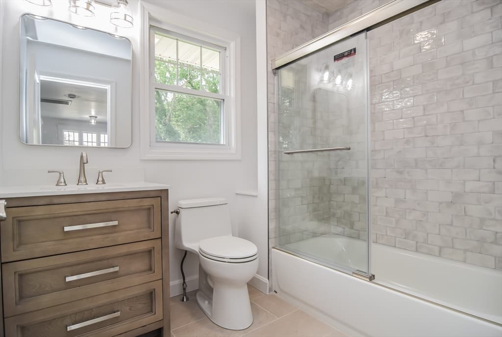 19 Stoneleigh Rd, Watertown MA 02472 photo 22