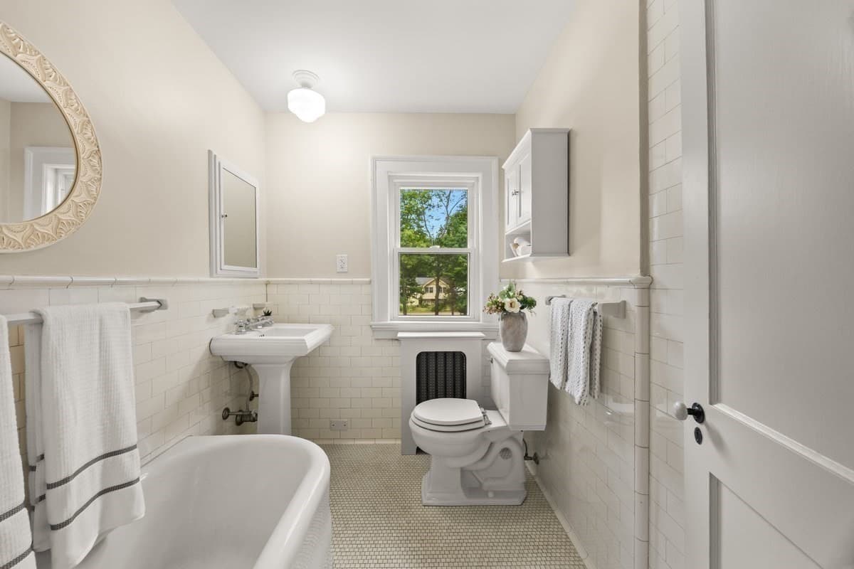 Single Family Residence at 161 Moraine St, Brockton MA 02301, Brockton, photo 37 of 40