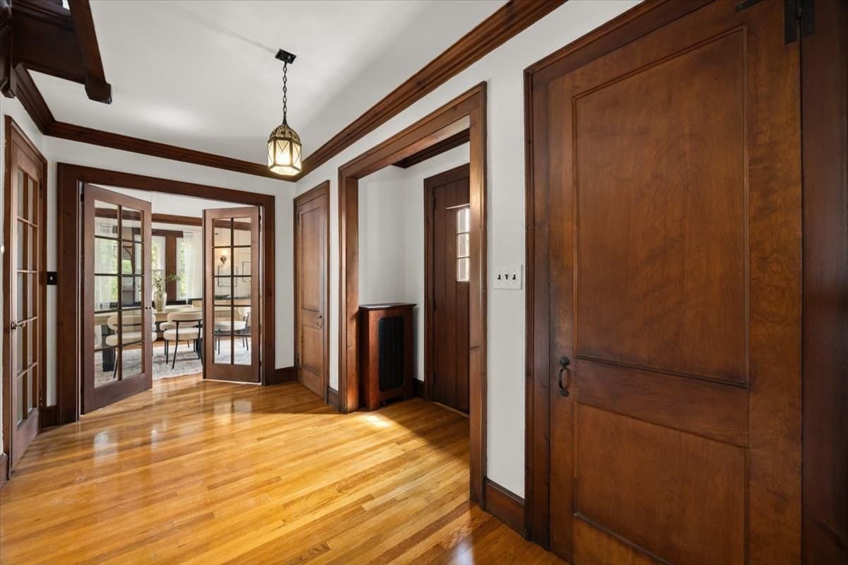 Single Family Residence at 161 Moraine St, Brockton MA 02301, Brockton, photo 11 of 40