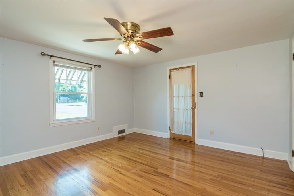 Multi Family at 1466 Page Blvd, Springfield MA 01104, Springfield, photo 17 of 42