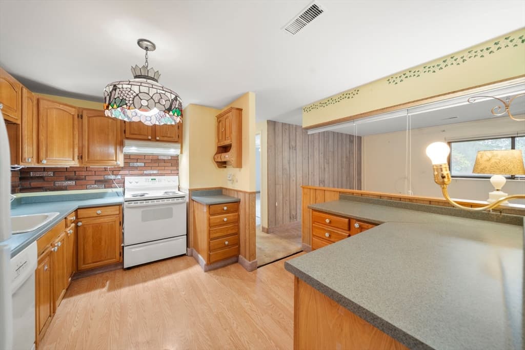 221 Oak # 12, Brockton MA 02301 photo 20