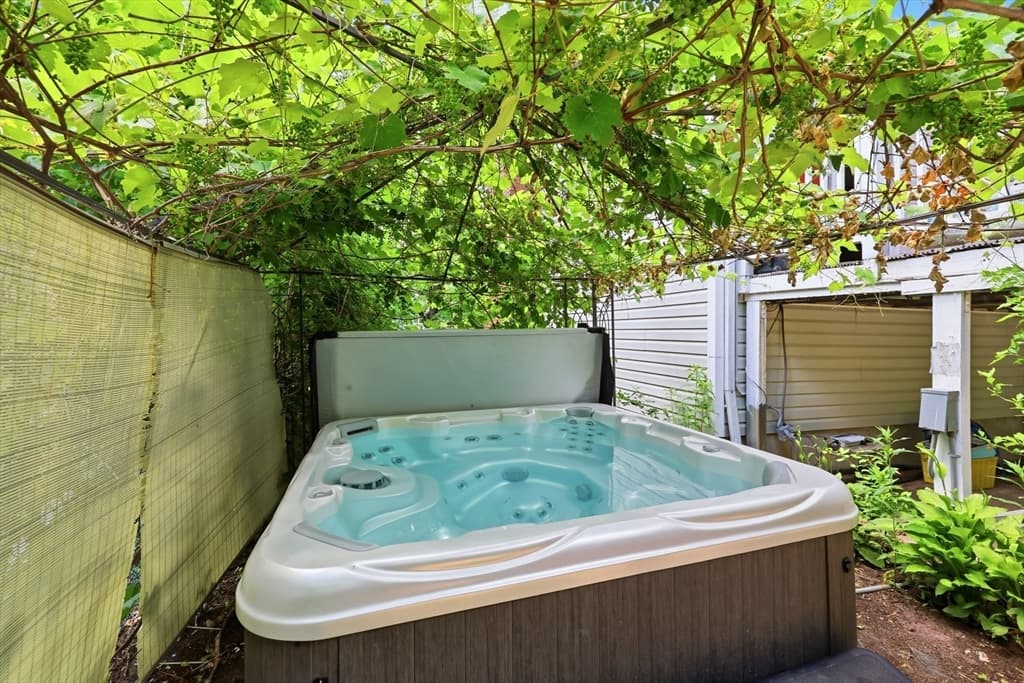 23 Phelps St, Easthampton MA 01027 photo 36