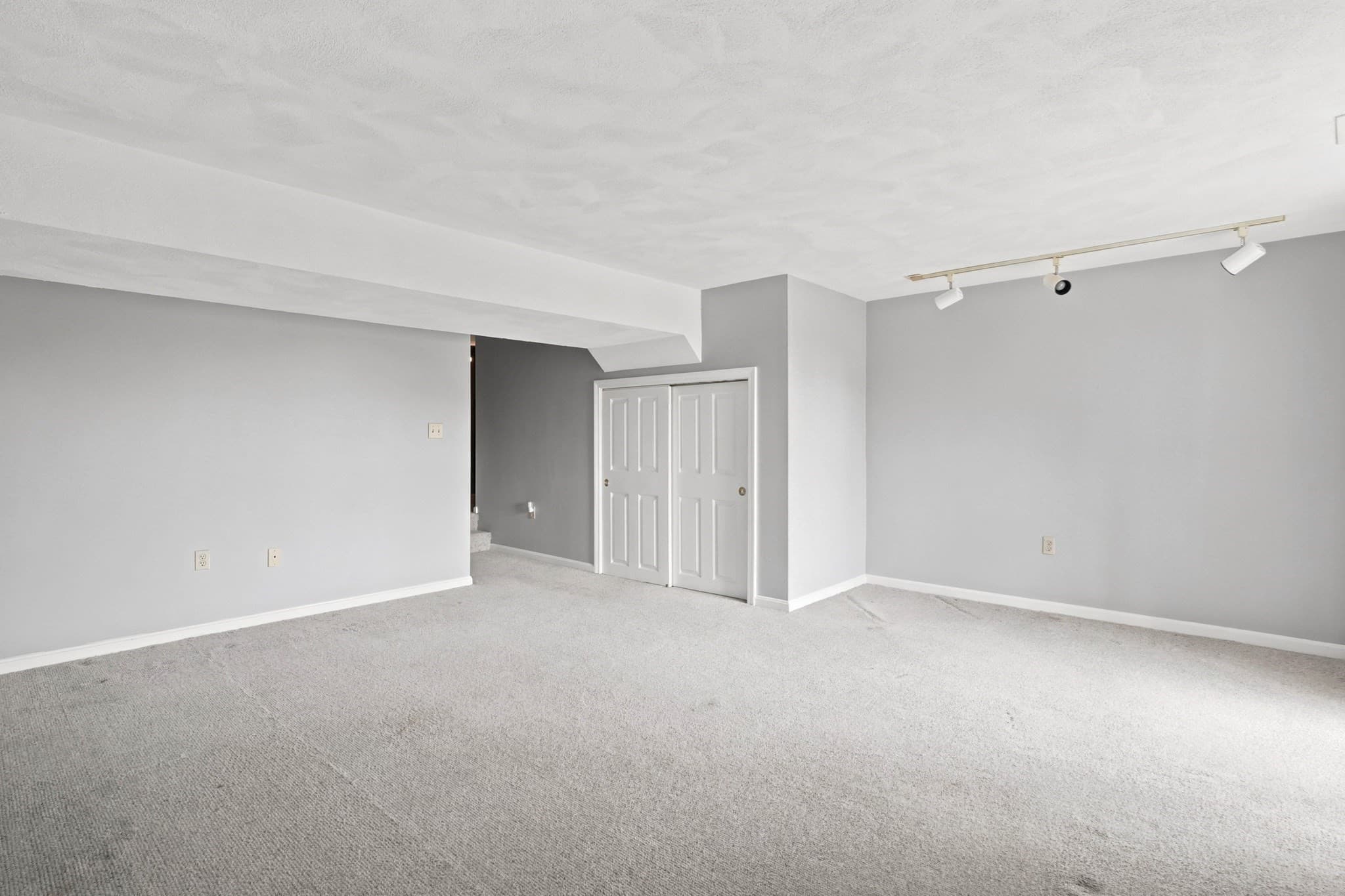 Condominium at 2604 Lewis O Gray Dr # 2604, Saugus MA 01906, photo 21 of 30