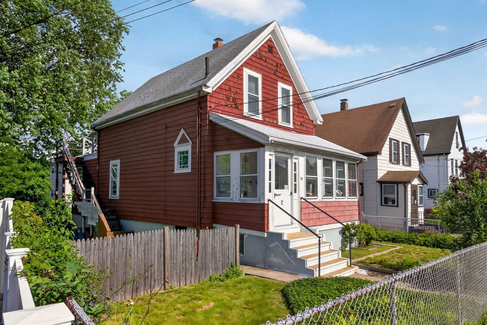 Residential at 95 Marshall St, Winthrop MA 02152, Winthrop, photo 5 of 16