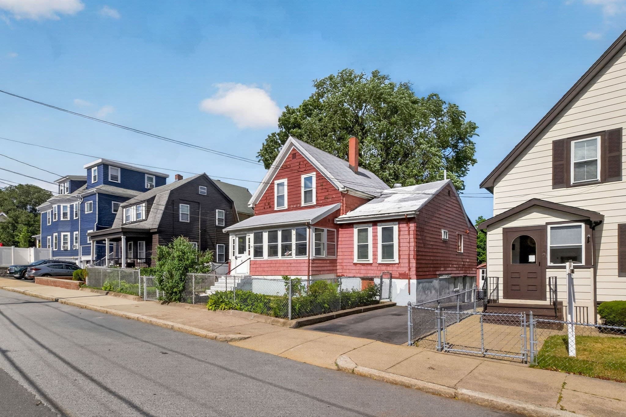 Residential at 95 Marshall St, Winthrop MA 02152, Winthrop, photo 4 of 16