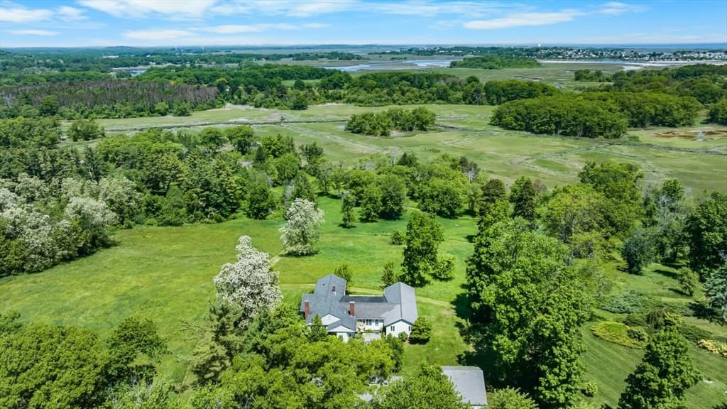 158 Argilla Road, Ipswich MA 01938