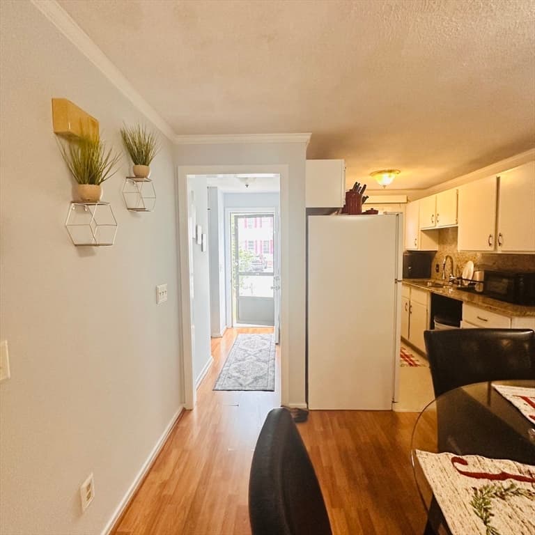 520 High St # 7, Clinton MA 01510 photo 4