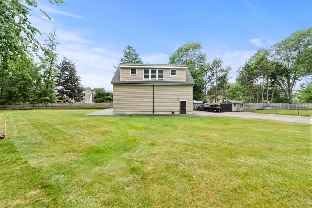 1 Toms Way, Stoneham MA 02180 photo 33