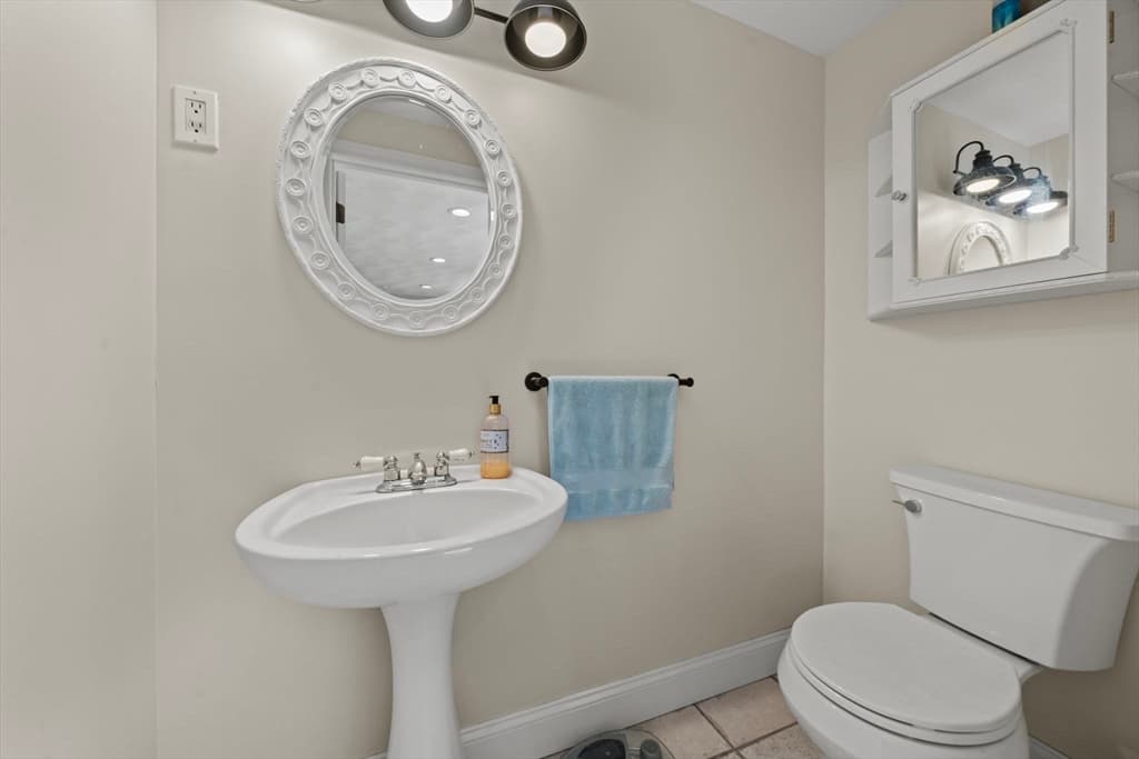 1 Toms Way, Stoneham MA 02180 photo 25