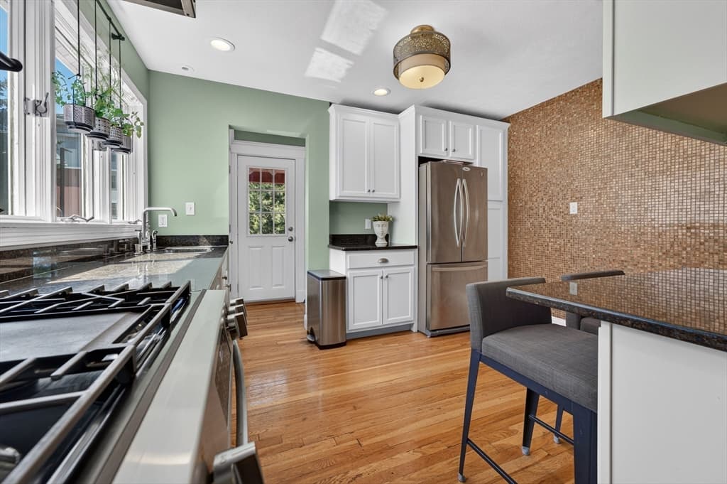 23 Irvington Rd # 2, Somerville MA 02144 photo 8