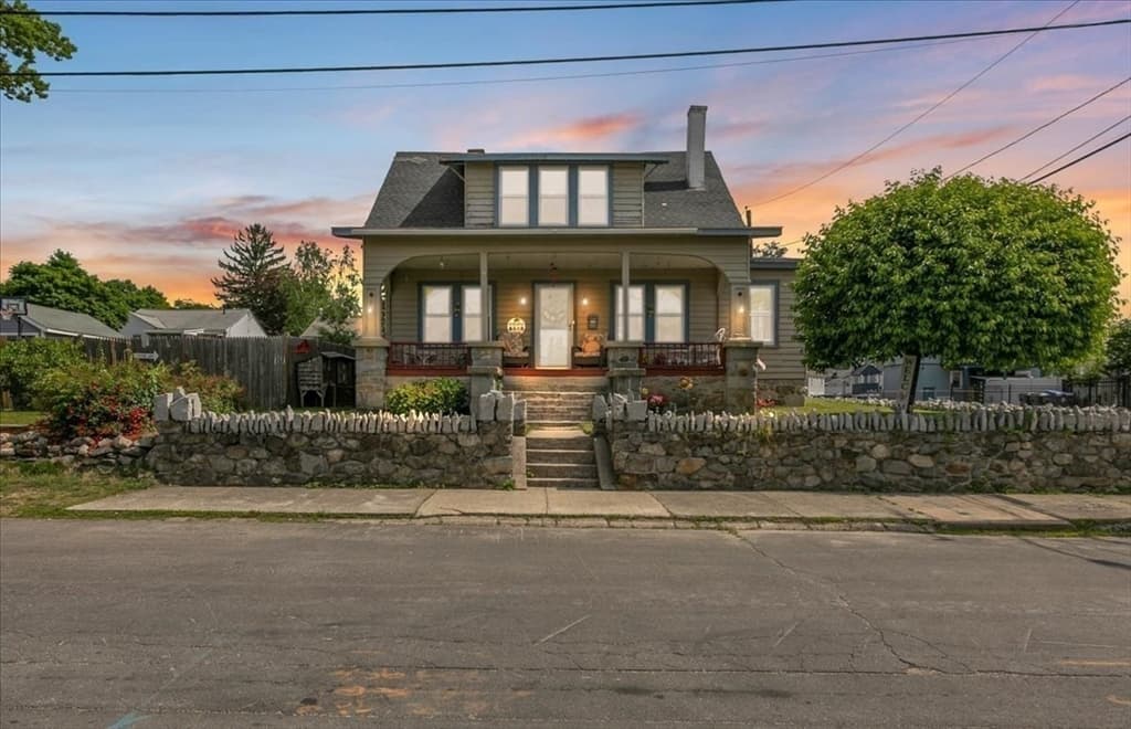 29 Tower St, Methuen MA 01844