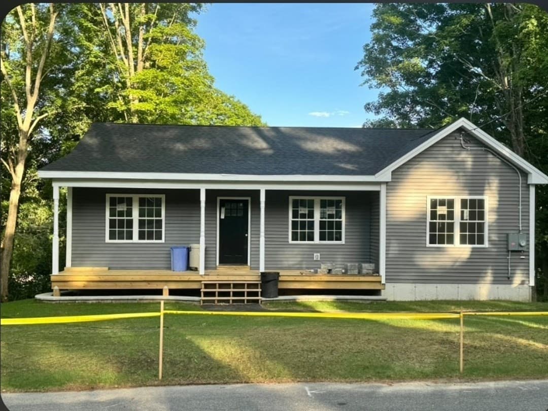 120 High St, Hardwick MA 01031
