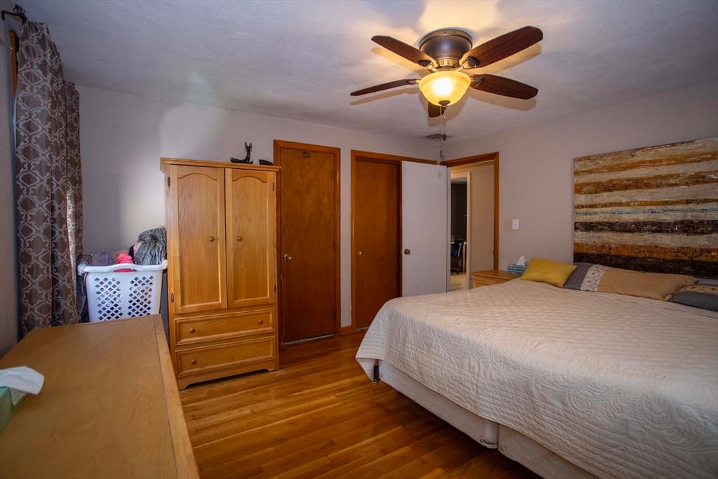 Single Family Residence at 6 Woodland Ave, Saugus MA 01906, Saugus, photo 17 of 42