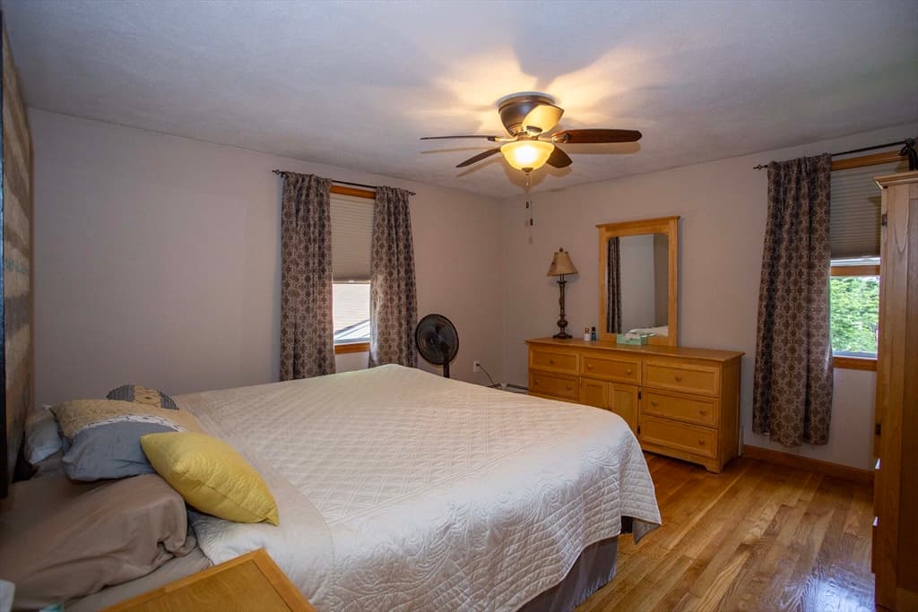 Single Family Residence at 6 Woodland Ave, Saugus MA 01906, Saugus, photo 16 of 42