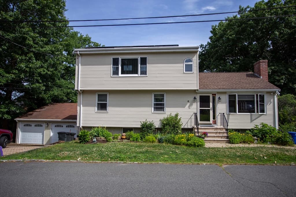 Single Family Residence at 6 Woodland Ave, Saugus MA 01906, Saugus