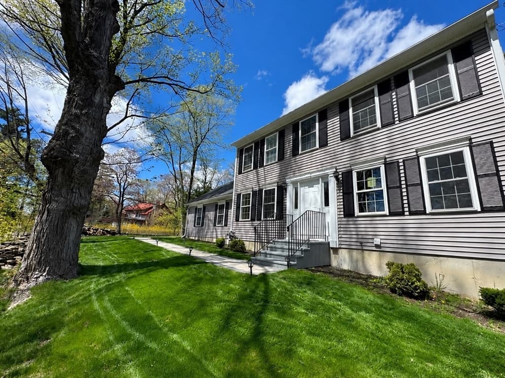 4 Wilder Rd, Leominster MA 01453 photo 2
