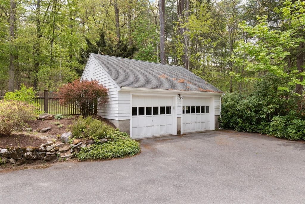 Single Family Residence at 395 North Rd, Sudbury MA 01776, Sudbury, photo 3 of 28