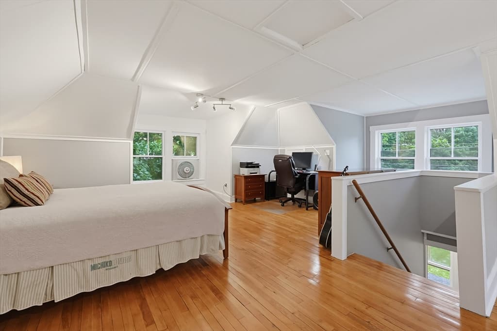 78 Franklin St, Wrentham MA 02093 photo 31