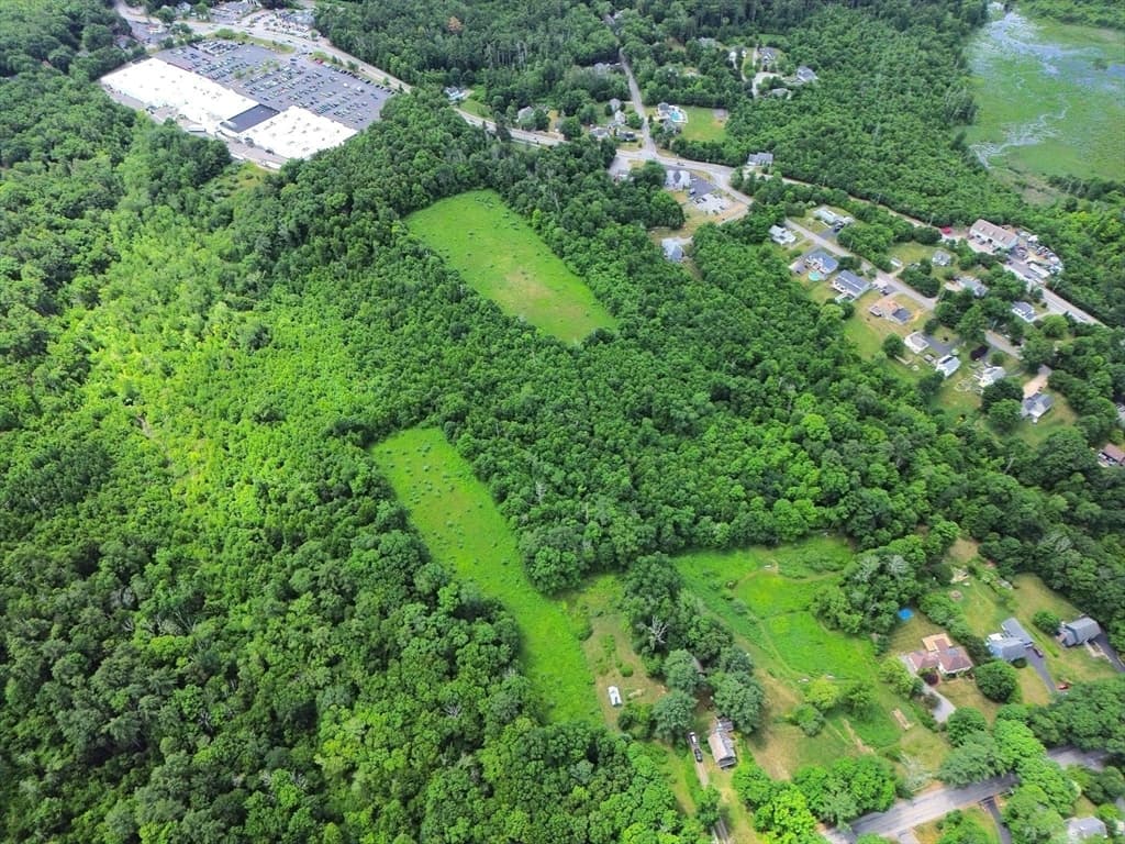 Single Family Residence at 30 Whittemore Rd, Sturbridge MA 01566, Sturbridge, photo 12 of 12