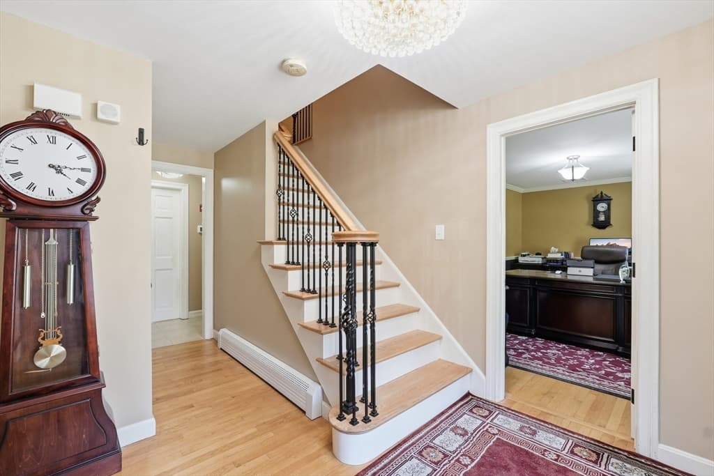 45 Constitution Dr, Leominster MA 01453 photo 5