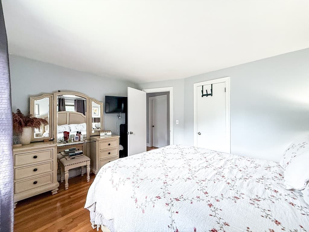 19 Hawthorne Rd, Ashland MA 01721 photo 12