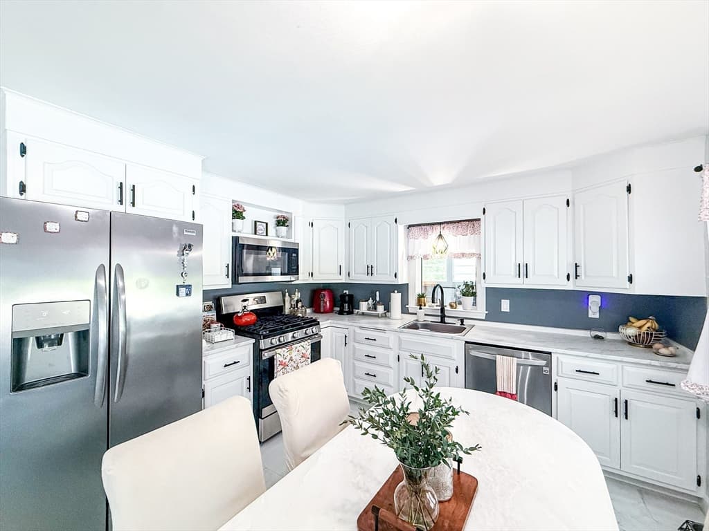 19 Hawthorne Rd, Ashland MA 01721 photo 7