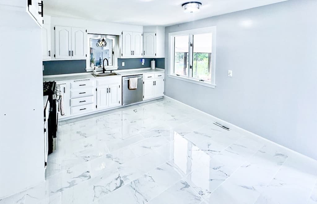 19 Hawthorne Rd, Ashland MA 01721 photo 9