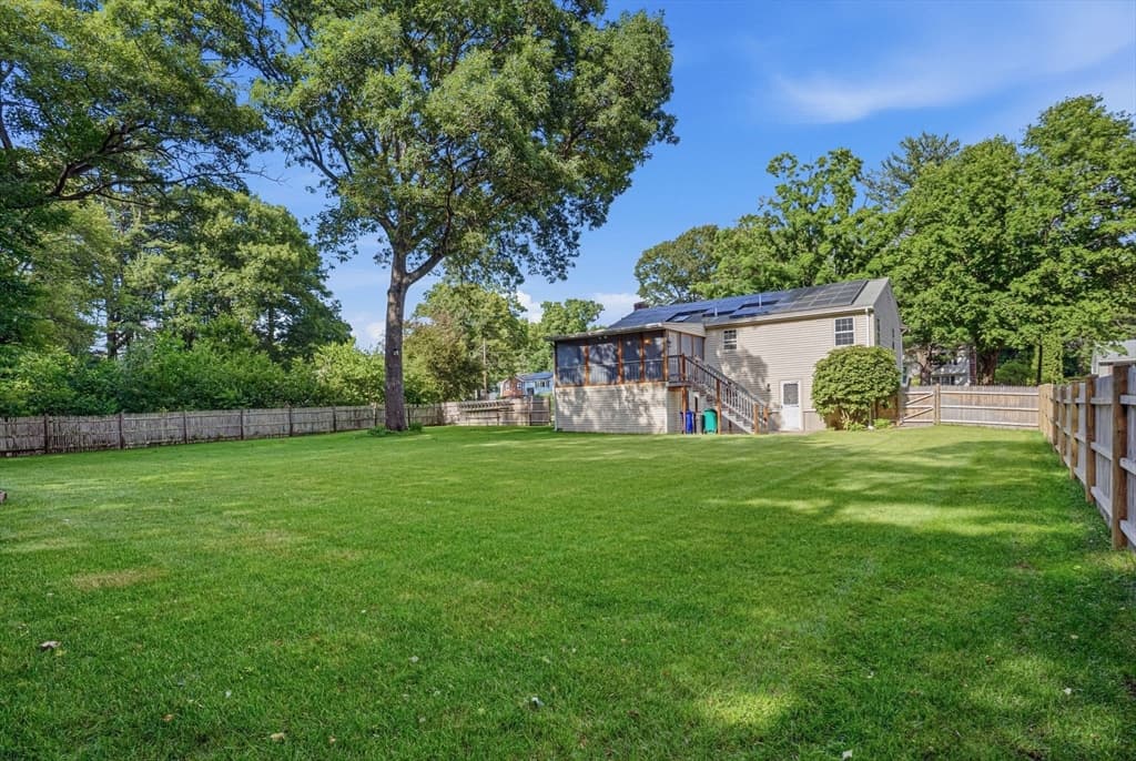 Single Family Residence at 44 Tomlinson Rd, Attleboro MA 02703, Attleboro, photo 34 of 35