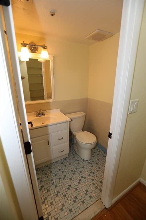 62 South St # 15, Quincy MA 02169 photo 16