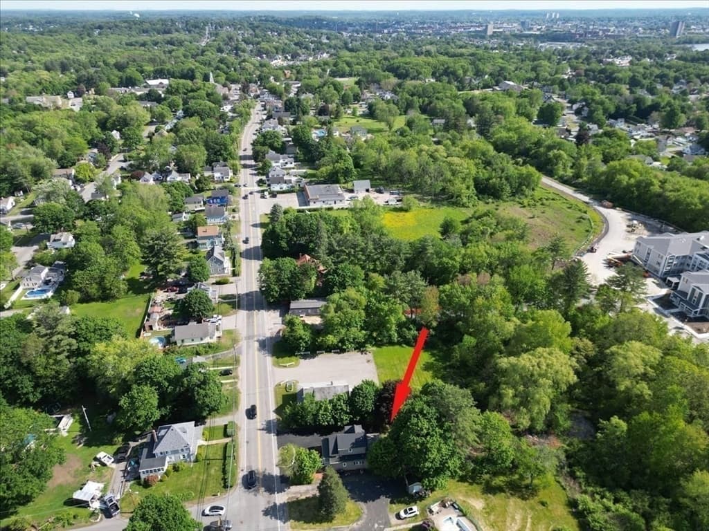 1544 Bridge St, Dracut MA 01826 photo 3