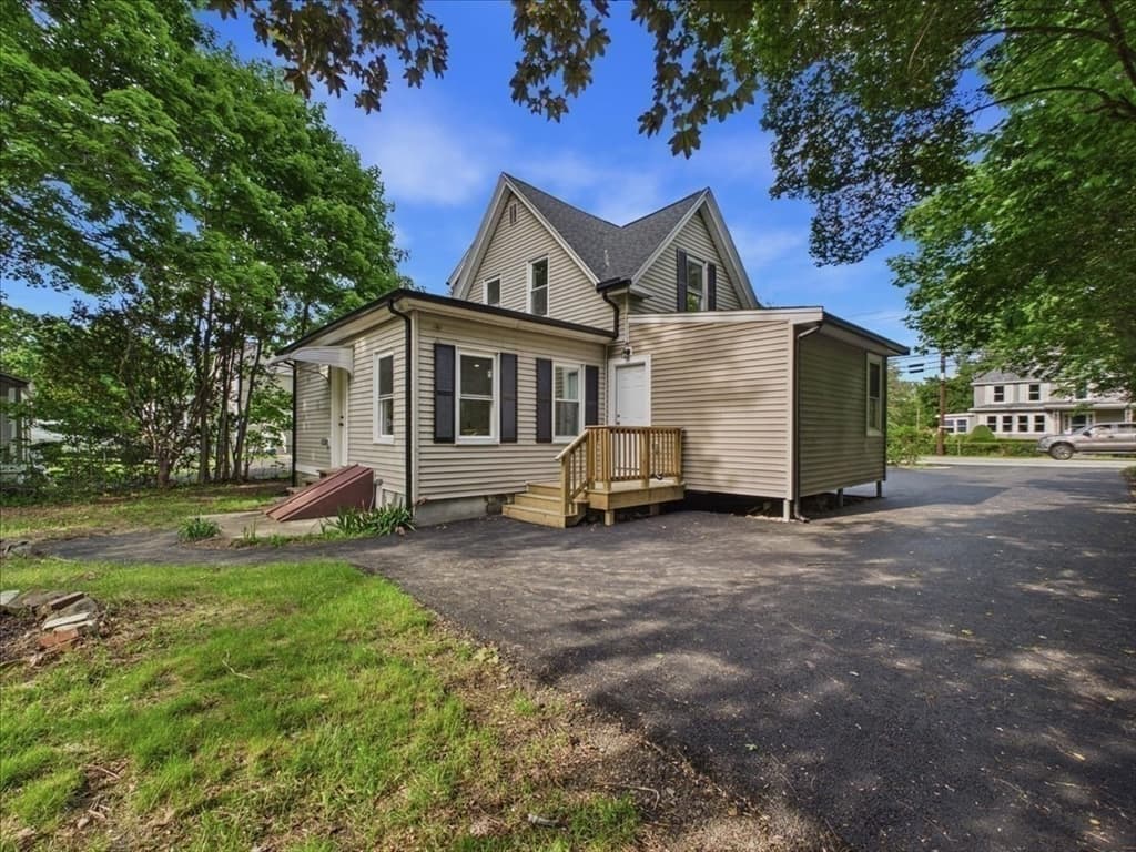 1544 Bridge St, Dracut MA 01826 photo 31