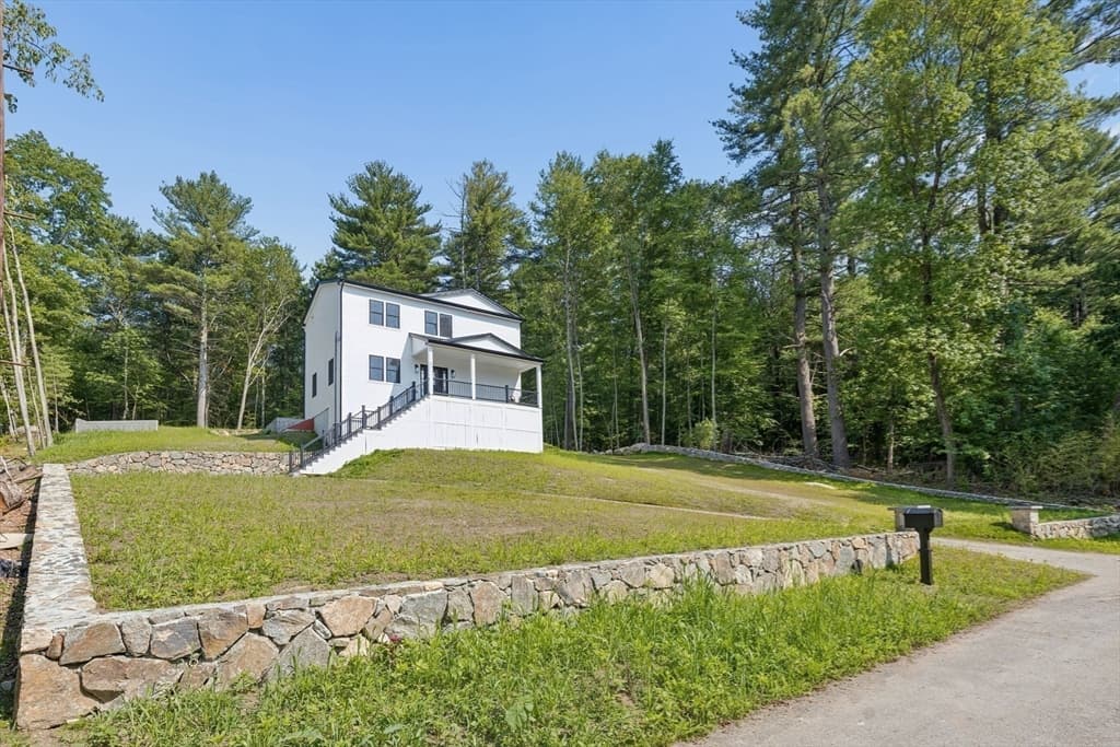 53 Louis St, Holliston MA 01746 photo 25