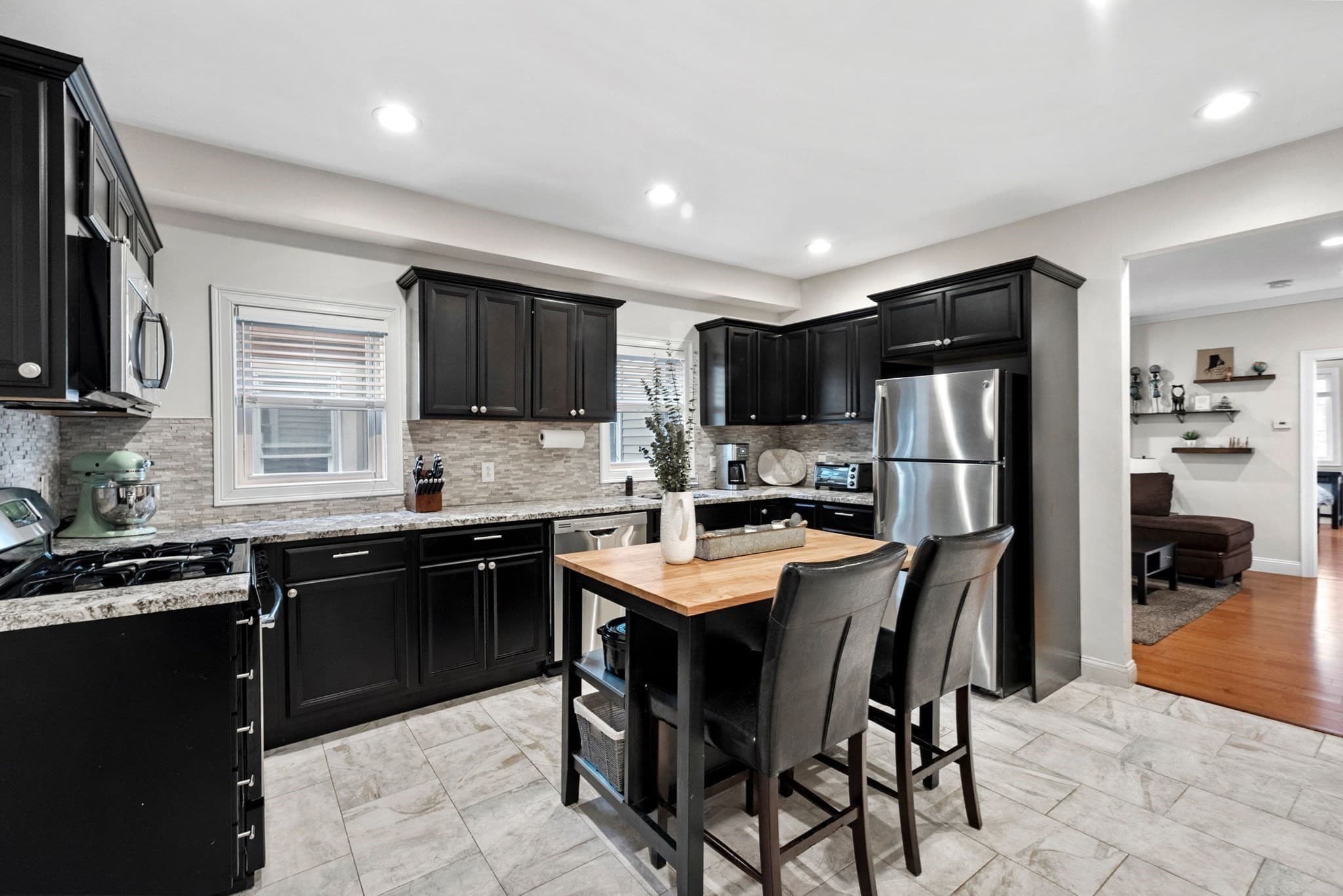 276 Princeton St # 1, Boston MA 02128