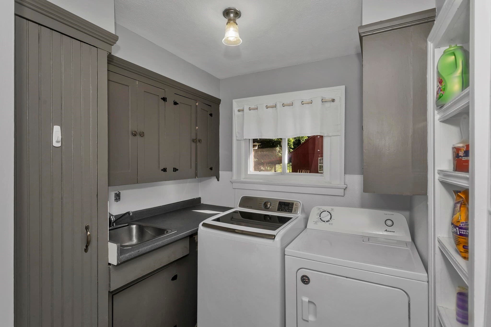 Single Family Residence at 138 Vining Hill Rd, Southwick MA 01077, Southwick, photo 18 of 32