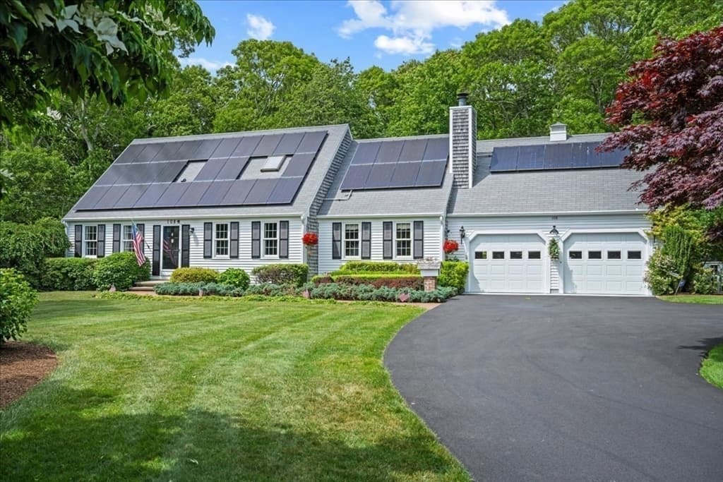 108 Marston Ave, Barnstable MA 02647